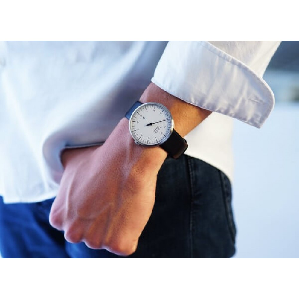 ساعت مچی اتوماتیک UNO سفید (تعداد محدود)  UNO Anniversary Automatic White Watch  