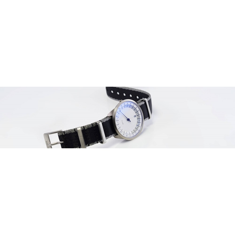 ساعت مچی تیتانیومی تک عقربه کوارتز سفید / طوسی UNO 24 Single Hand Quartz Titanium Wrist Watch White/Gray 